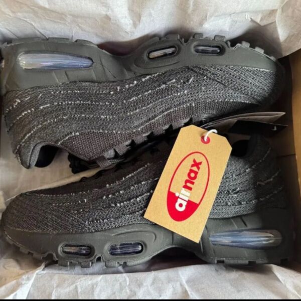 Levi's × Nike Air Max 95 OG ナイキ