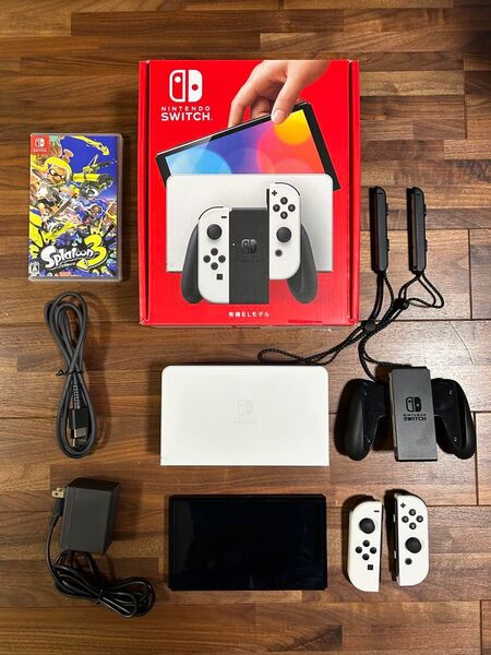 【保証書付き・美品】Nintendo Switch本体有機EL JCホワイト スプラトゥーン3 セット