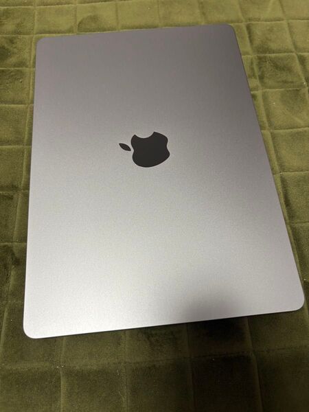 【極美品】macbook air m3 13.6inch メモリ16gb SSD 256g
