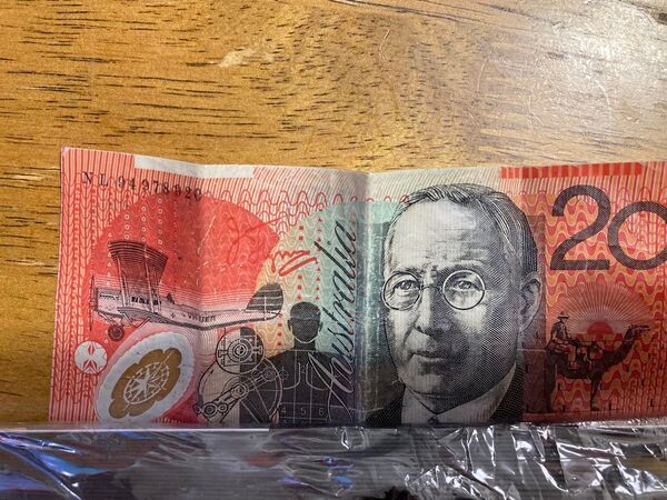 オーストラリア ポリマー紙幣 $20 カナダ紙幣 オーストラリア&カナダ硬貨&ユーロ硬貨