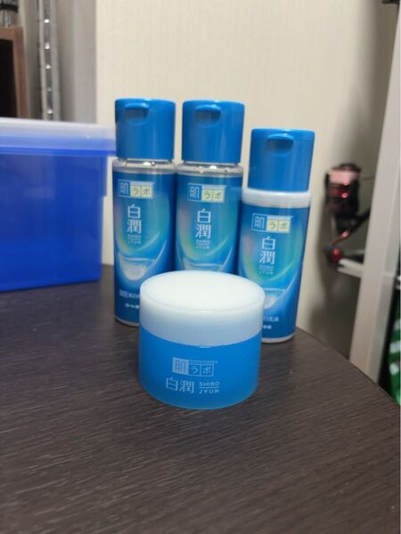 白潤化粧水2種類乳液ジェル4点セット