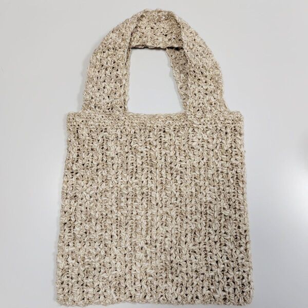 【春夏用】スラブ毛糸のぺたんこバッグ|ハンドメイド 手編み 毛糸 可愛い トートバッグ ショルダーバッグ