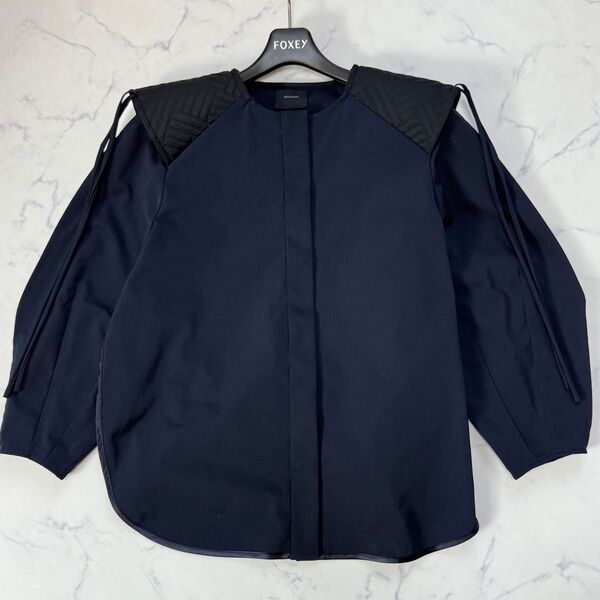 美品 ヨリ Yori シロコン パワショルリボンブラウス ネイビー 濃紺