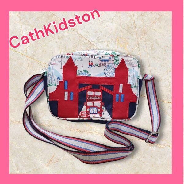 キャスキッドソン CathKidston ショルダーバッグ ポシェット 肩掛けカバン 赤 レッド ロンドン柄