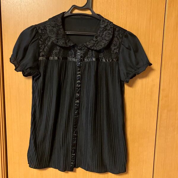 ブラウス レディース 黒 レース プリーツ コムサイズム