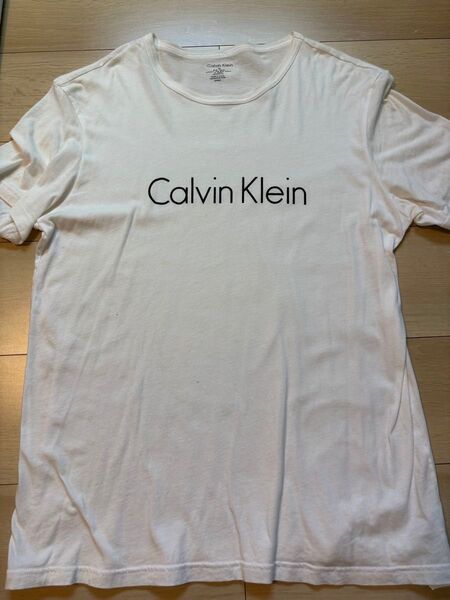 カルバンクライン Tシャツ