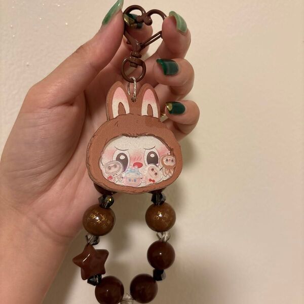 ラブブ キーホルダー シャカシャカアクリル ハンドメイド