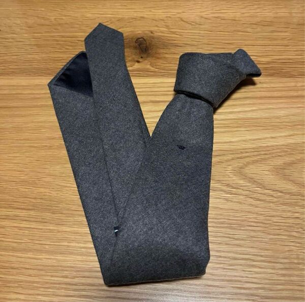 フランコバッシ グレー ウールネクタイ ワンポイント 刺繍 王冠