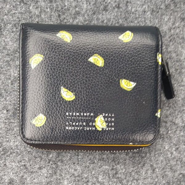 MARC MARK JACOBS 二つ折り 財布