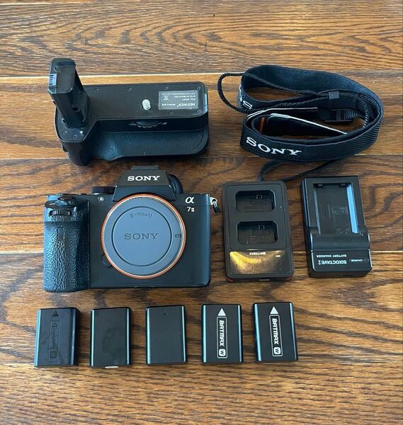 バッテリー5個付α7II ILCE-7M2 ボディ その他オプション多数 フルサイズミラーレス