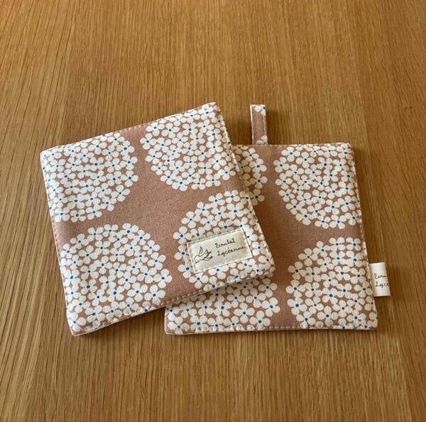 ハンドメイド ポットマット 鍋敷き 2枚 北欧 サークルお花柄 モカ
