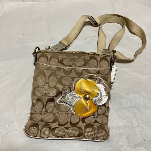 【COACH / コーチ】 シグネチャー / ショルダーバッグ / サコッシュ 斜め掛け キャンバス レザー