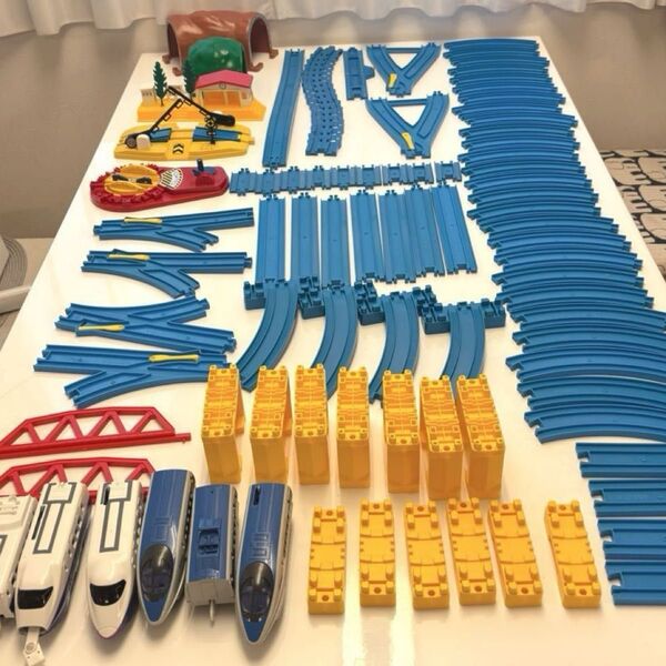 プラレール まとめ売り 各種レール 情景部品 車両2種セット