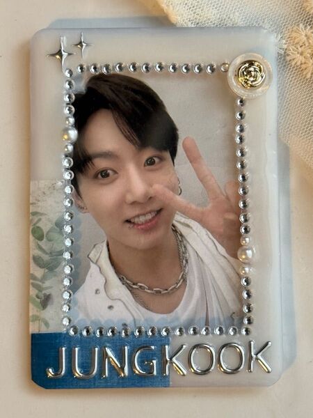 トレカケース 硬質ケース レジンデコ B8 グク JUNGKOOK