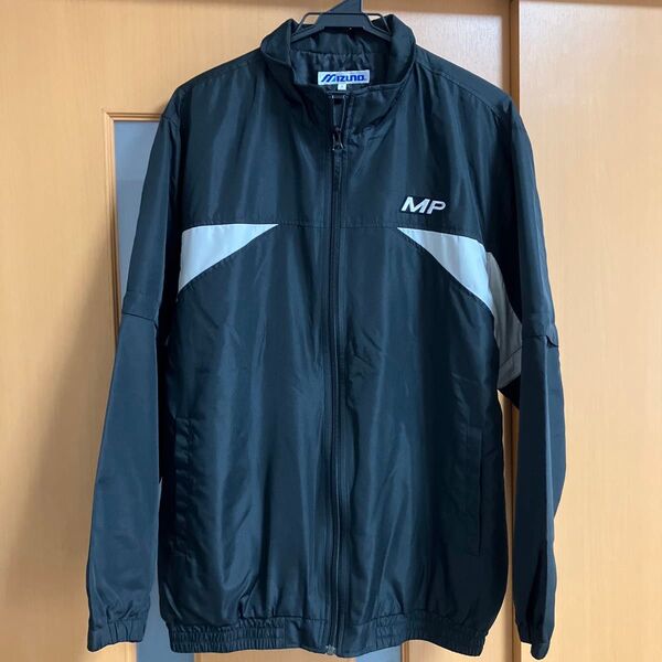 【未使用に近い】Mizuno ミズノウィンドブレーカー ブラック Mサイズ スポーツウェア