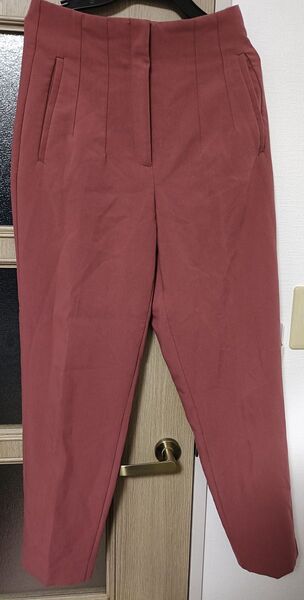 ZARA ハイウエストパンツピンク Sサイズ