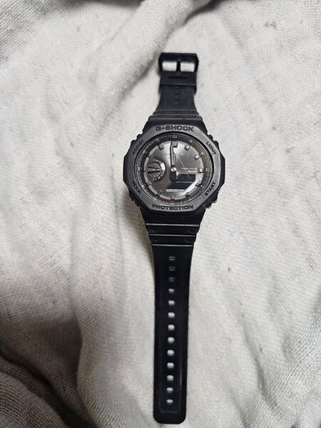 G-SHOCK 腕時計 メンズ デジタル タフソーラー カーボンコア GA-B2100
