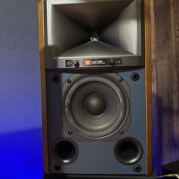 JBL 4305P ペア パワード モニター スピーカー JBL4305PWALJN Bluetooth 5.1