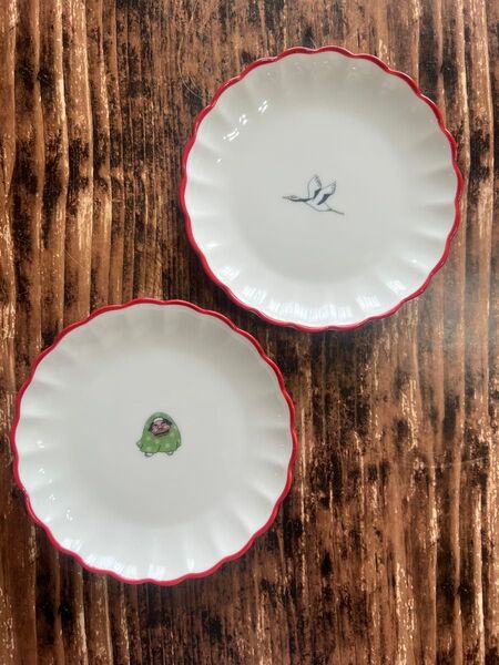 菊型 鶴柄+獅子舞柄 白×赤 15cm 2枚 和食器 取り皿 デザート皿 オシャレ