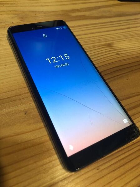 割れあり Rakuten Hand P710 64GB