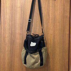 FREDRIK PACKERS ショルダーバッグ 斜め掛け