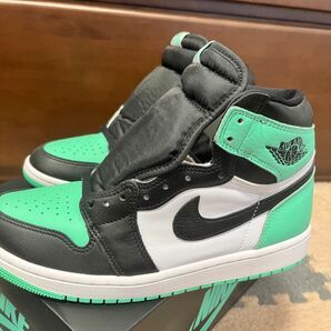 Nike Air Jordan 1 High OG "Green Glow"