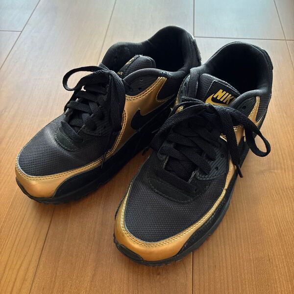 ナイキ NIKE AIR エアマックス90 ゴールドブラック 24cm 1部リペア