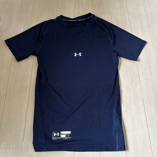 【試着品】 アンダーアーマー 防臭 UA ヒートギア コンプレッション 半袖Tシャツ M