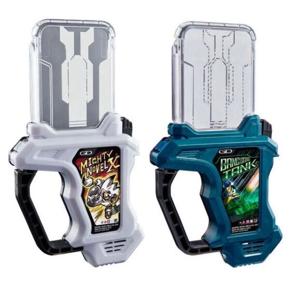 新品未開封 DXマイティノベルXガシャット&バンバンタンクガシャット 仮面ライダーエグゼイド