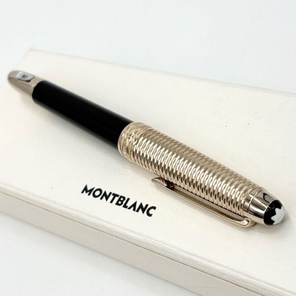 【新品未使用】モンブラン 万年筆 マイスターシュテュック ドゥエ ジオメトリー ゴールド MONTBLANC