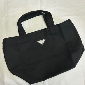 PRADA プラダ新作ノベルティトートバッグ未使用品 箱付き