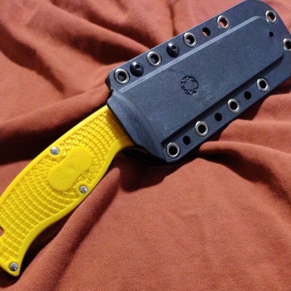 サバイバルナイフ アウトドア キャンプ スパイダルコ 風 レプリカ フルタング SPYDERCO