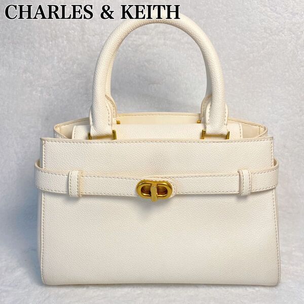 CHARLES & KEITH チャールズアンドキース オブリエル メタリックアクセントベルトバッグ ハンドバッグ ストラップ欠品