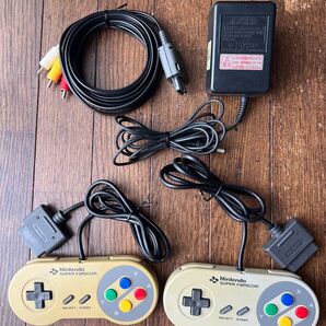 【ジャンク品セット】スーパーファミコン用 アダプター・AVケーブル・コントローラー2つ