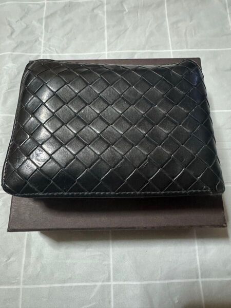 BOTTEGA VENETA イントレチャート 二つ折り財布 ボッテガヴェネタ レザー