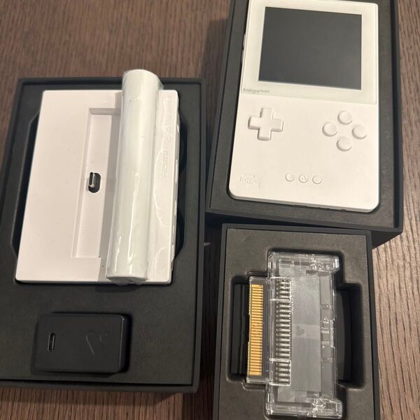 Analogue Pocket 本体 アナログポケット ホワイト 4点セット