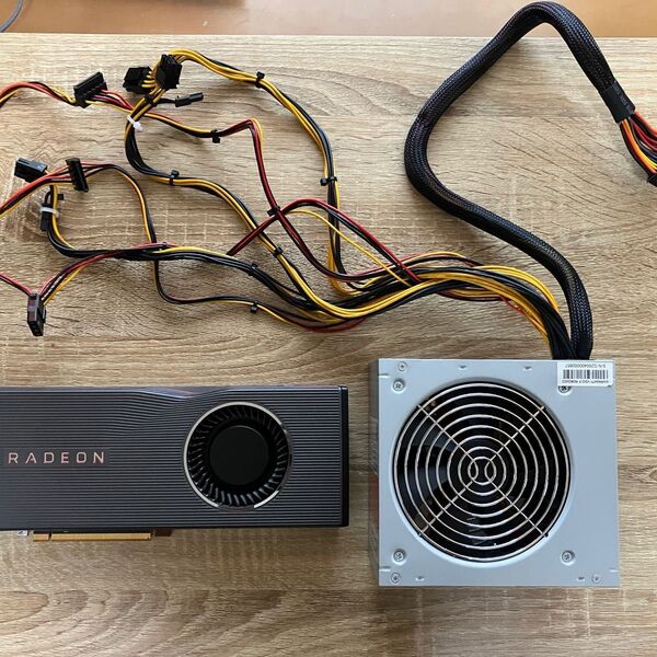 AMD Raden RX 5700xt.電源ユニット650w