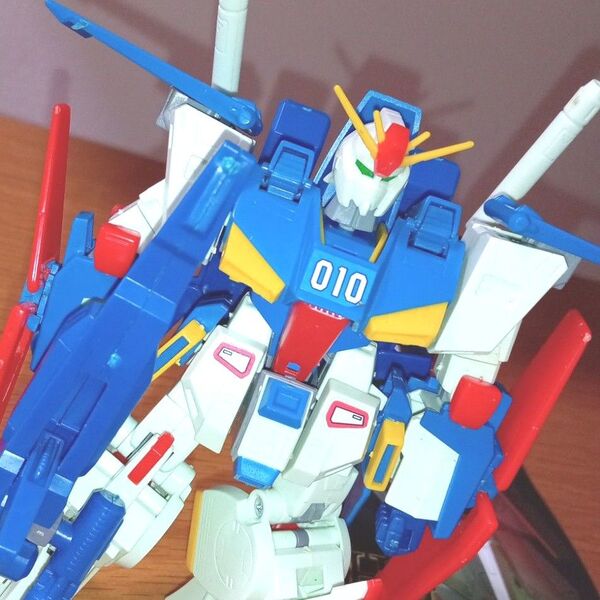ガンプラ ダブルゼータガンダム 機動戦士ガンダムZZ 組立済 HG 1/144 旧キット 説明書有り
