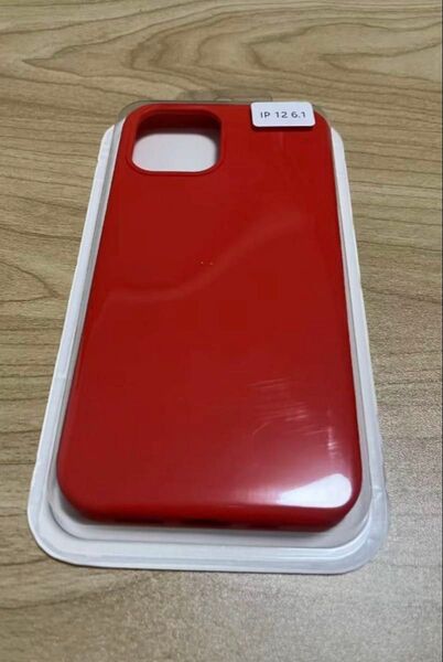 iPhone 12/12Pro ケース 新品 レッド シリコン 衝撃吸収