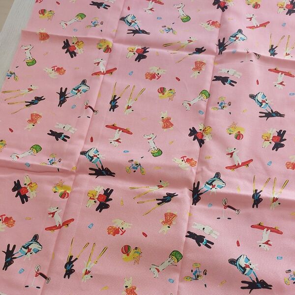 リサとガスパール 布 ピンク(103cm×1m) コットン100% 保育園 幼稚園 手芸 クラフト
