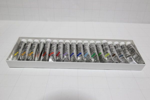 ウィンザー&ニュートン ウォーターカラー 水彩絵の具 18色×5ml チューブ 現状品