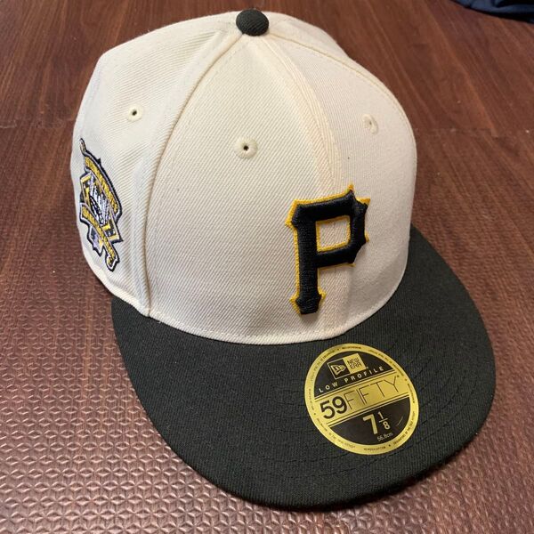 【美品】NEW ERA 59FIFTY キャップ 7 1/4 ピッツバーグパイレーツ ホワイト×ブラック MLB ニューエラ