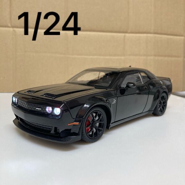 1/24 ダッジ チャレンジャー DODGE Challenger ミニカー 黒 アメ車 ミニカー