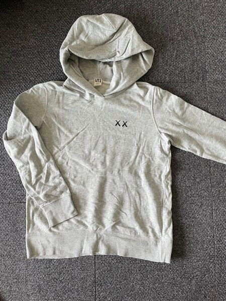 Kaws カウズ ユニクロ セサミ パーカー 未使用タグなし スウェット パーカー フーディー グレー レディース L