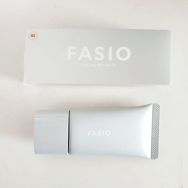 【新品・未使用】ファシオ エアリーステイ BB ティント UV 02 ライトベージュ 30g
