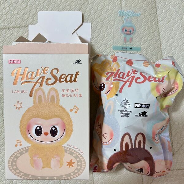 ポップマート POP MART ラブブHave A Seat QUQU クク ぬいぐるみ キーホルダー Have a Seat
