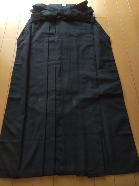 【美品】松勘工業 剣道 黒袴 23号 テトロン- お子様の試合、稽古着に!