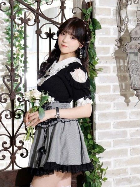 ノエミー お嬢さんダブルリボンパールショルダーカットソー