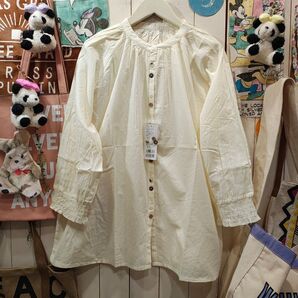 mmo めちゃかわいい薄手ブラウス