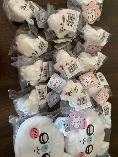 ちいかわ モモンガだらけくじ E賞 マスコット 褒めろッ グッズ キラキラ さくら もぐもぐ あくび